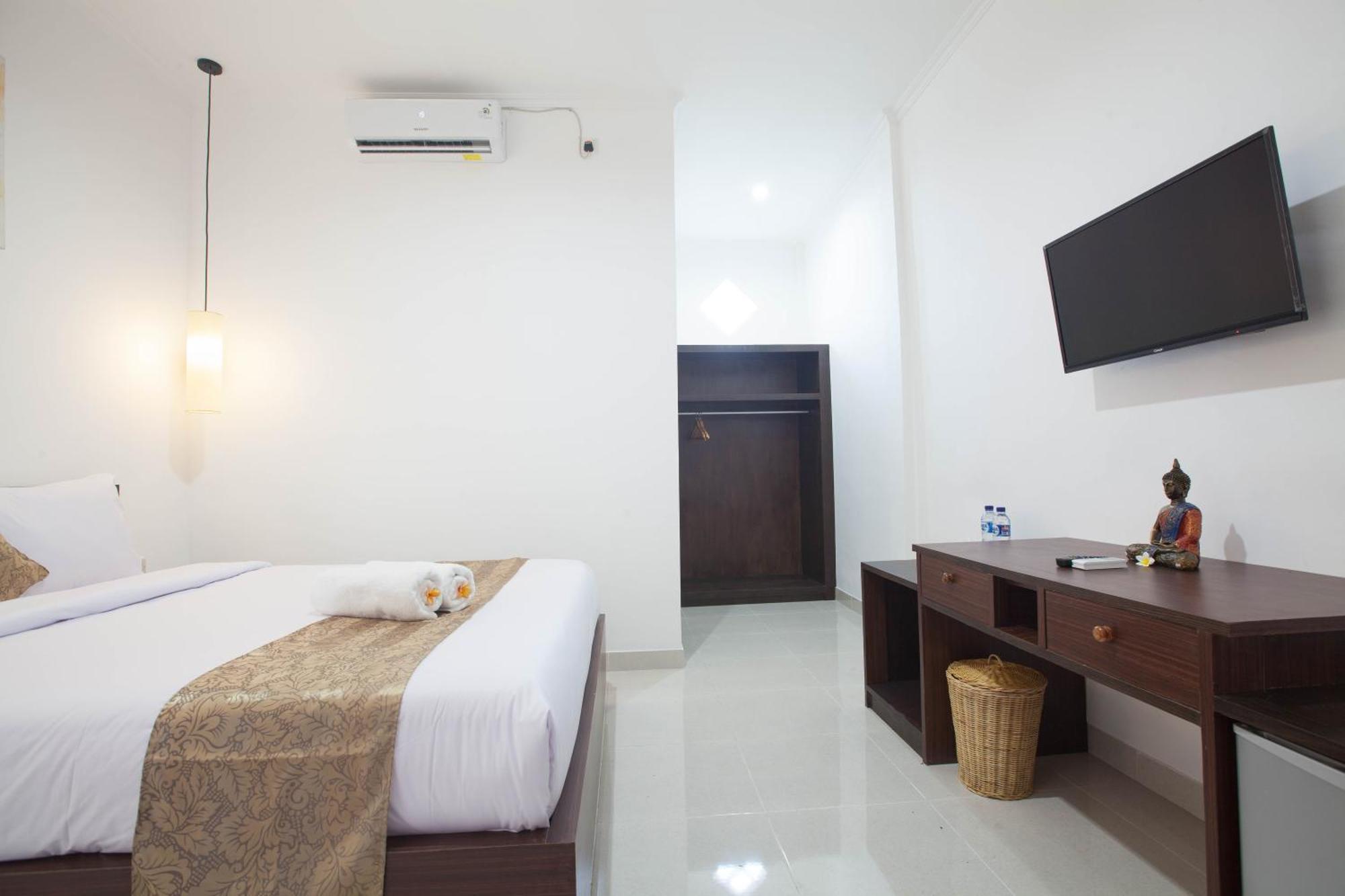 Yankee Fara 14 Hotel Seminyak  Bagian luar foto