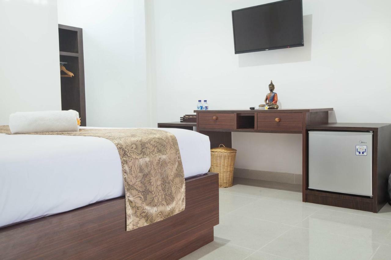 Yankee Fara 14 Hotel Seminyak  Bagian luar foto